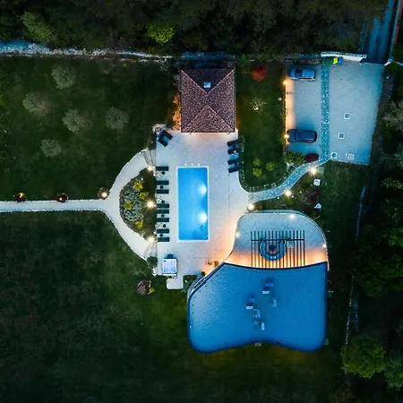 Ladominika Villa *